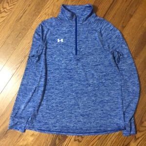 Under Armour “loose” 1/2 zip size large top
